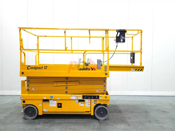 HAULOTTE SCISSOR LIFT